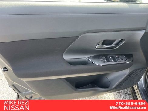 New 2026 Nissan Kicks S image 11