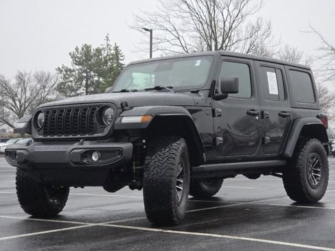 Used 2025 Jeep Wrangler Unlimited Sport image 12
