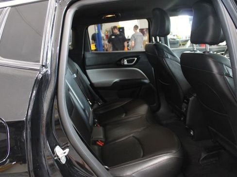 Used 2024 Jeep Compass Limited AWD/4WD image 16