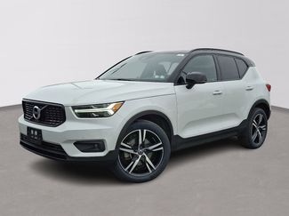 Used 2021 Volvo XC40 T5 R-Design w/ Climate Package video 1