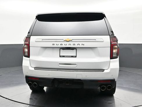 Used 2021 Chevrolet Suburban High Country w/ Premium Package 2 AWD/4WD image 4