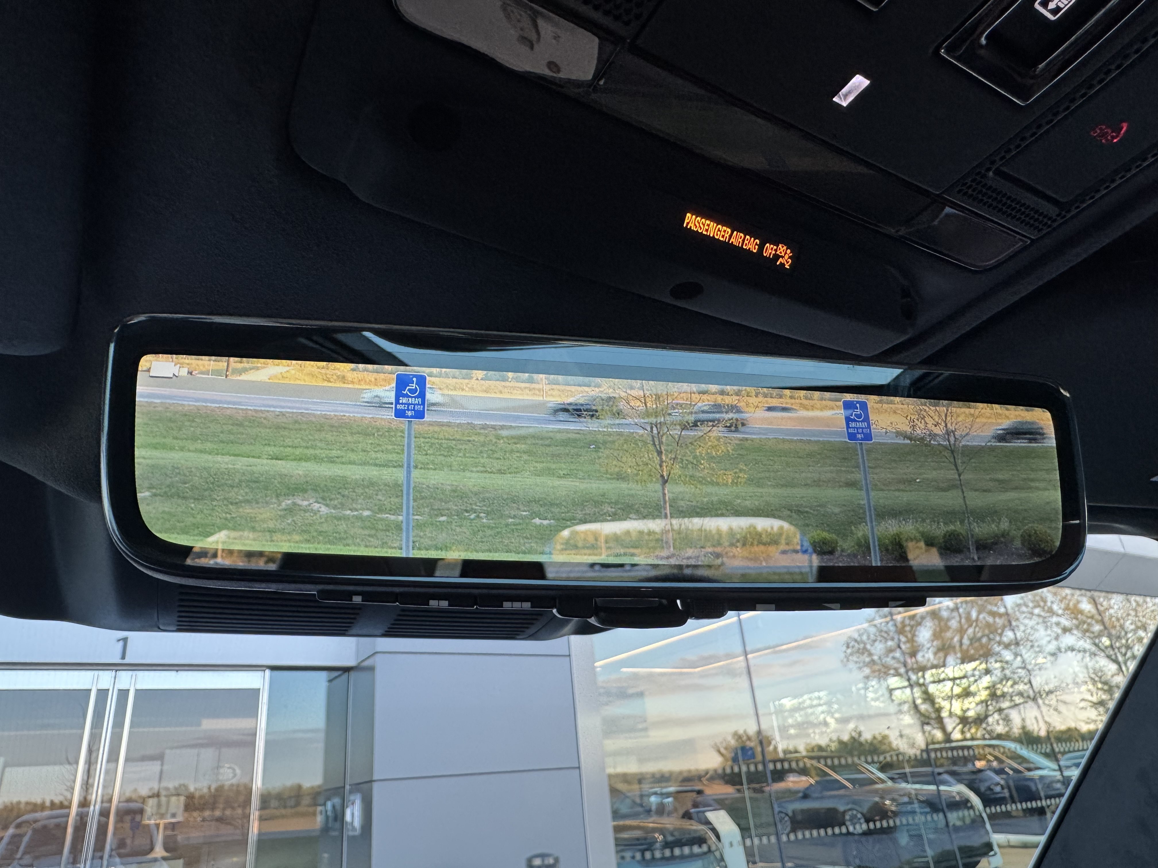 New 2026 Land Rover Defender 110 OCTA AWD/4WD image 30