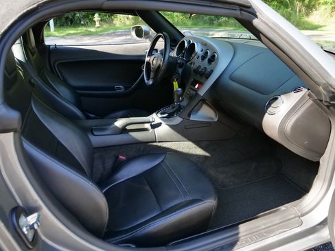 Used 2007 Pontiac Solstice Convertible w/ Premium Package RWD image 20