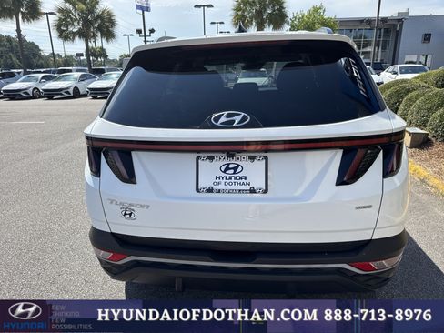 Certified 2023 Hyundai Tucson SEL AWD/4WD image 3