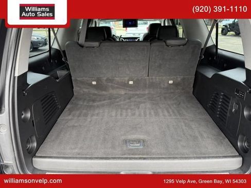 Used 2020 Cadillac Escalade ESV Luxury w/ Escalade Sport Edition AWD/4WD image 28