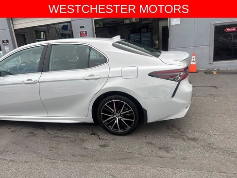 Used 2024 Toyota Camry SE w/ Convenience Package FWD image 7