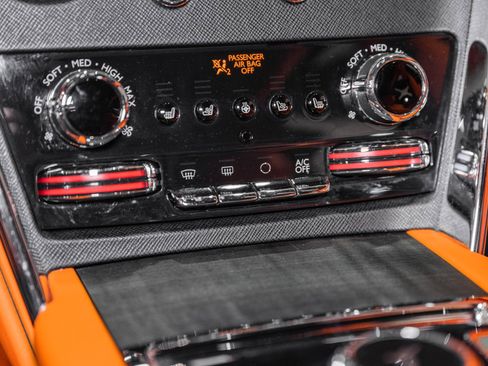 Used 2020 Rolls-Royce Cullinan image 44