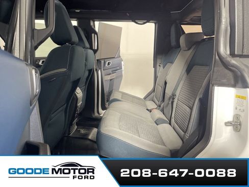 Used 2022 Ford Bronco Outer Banks AWD/4WD image 19
