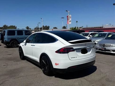 Used 2017 Tesla Model X 90D AWD/4WD image 4