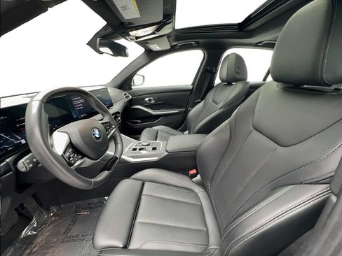 Used 2025 BMW 330i Sedan w/ Convenience Package RWD image 20