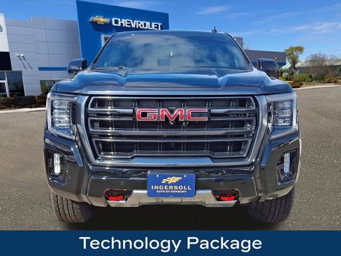 Used 2024 GMC Yukon XL AT4 w/ Technology Package image 3