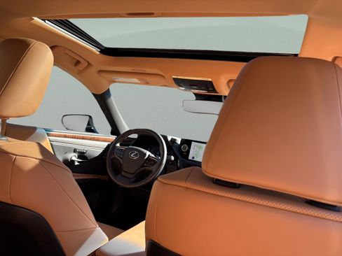 Used 2025 Lexus ES 300h w/ Premium Package image 30