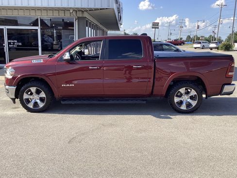 Used 2022 RAM 1500 Laramie AWD/4WD image 7
