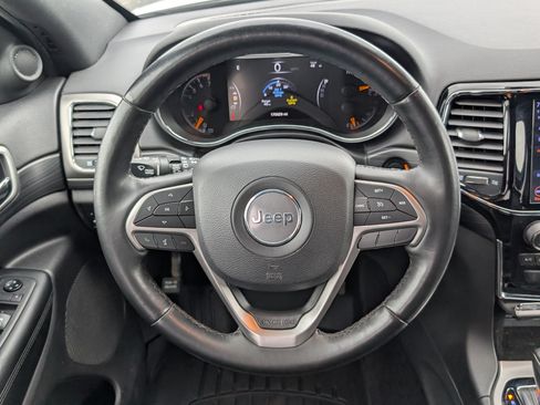 Used 2019 Jeep Grand Cherokee Altitude AWD/4WD image 15