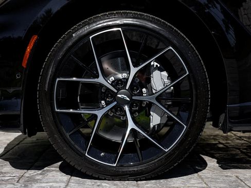 Used 2025 Aston Martin DBX 707 image 41