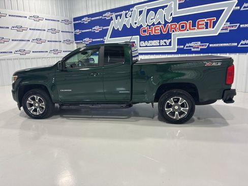 Used 2015 Chevrolet Colorado Z71 AWD/4WD image 3