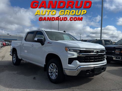Used 2023 Chevrolet Silverado 1500 LT AWD/4WD image 1