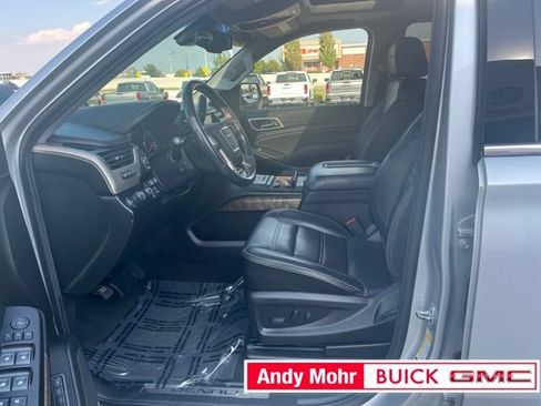 Used 2018 GMC Yukon XL Denali w/ Open Road Package AWD/4WD image 17