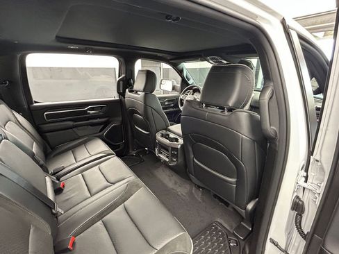 New 2026 RAM 1500 Laramie AWD/4WD image 40
