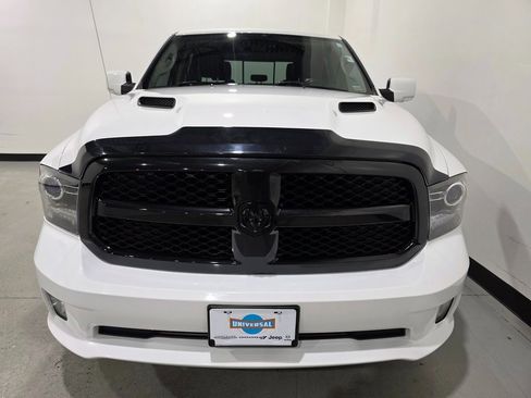 Used 2017 RAM 1500 Sport image 10