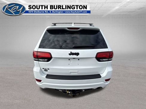 Used 2020 Jeep Grand Cherokee Altitude AWD/4WD image 6