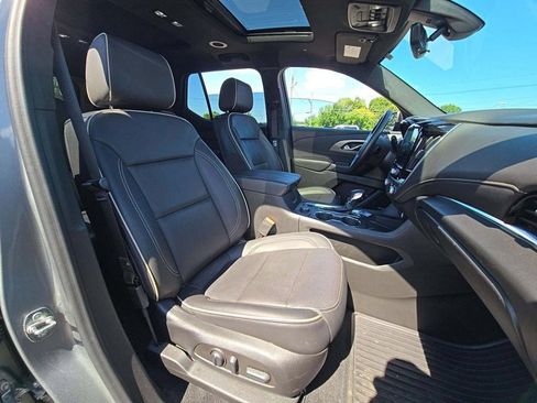Used 2023 Chevrolet Traverse Premier w/ Redline Edition AWD/4WD image 19