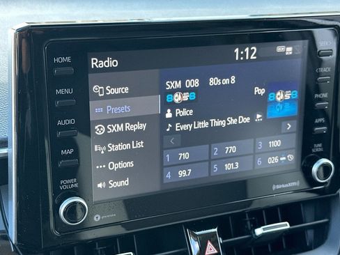 Used 2022 Toyota Corolla Cross XLE image 22