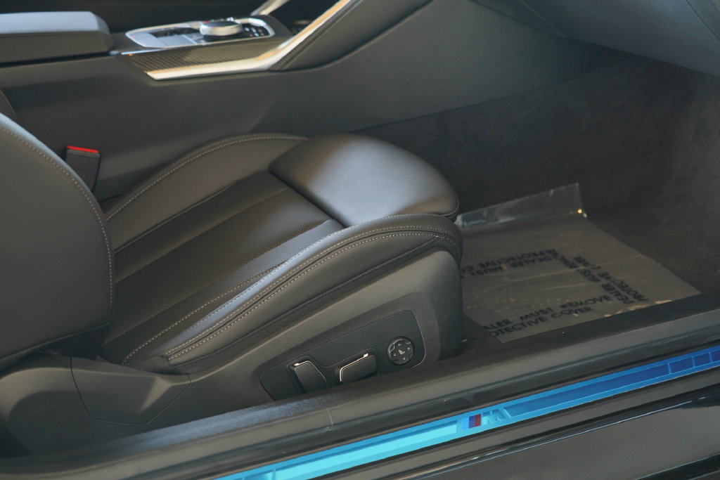 New 2027 BMW M440i Coupe w/ Parking Assistance Package RWD image 18