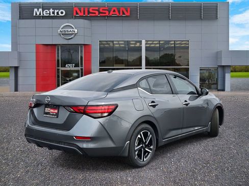 Certified 2025 Nissan Sentra SV w/ Trunk Package image 5