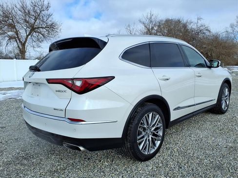 Used 2023 Acura MDX SH-AWD w/ Advance Package image 9