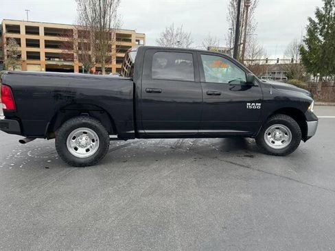 Used 2013 RAM 1500 Sport w/ Popular Equipment Group AWD/4WD image 8