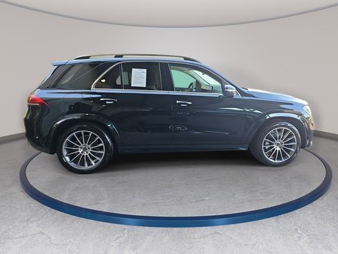 Used 2021 Mercedes-Benz GLE 350 4MATIC image 4
