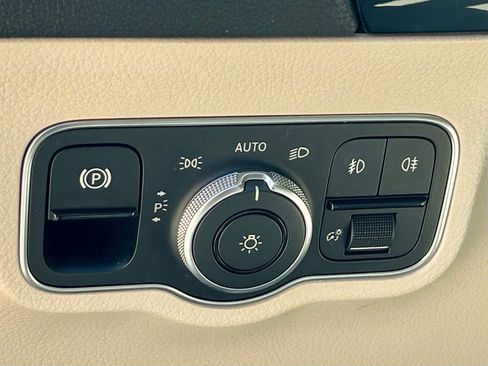 Certified 2023 Mercedes-Benz GLA 250 4MATIC image 31