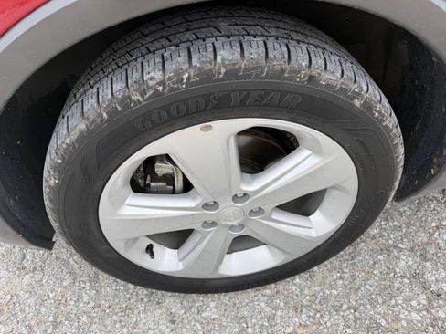 Used 2015 Buick Encore Convenience FWD image 9