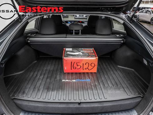 Used 2021 Toyota Prius Prime LE image 9