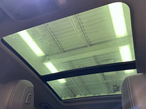 Used 2023 Audi Q4 e-tron Premium w/ Convenience Package image 38