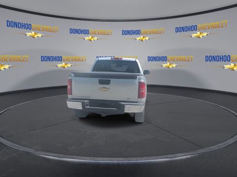 Used 2011 Chevrolet Silverado 1500 2WD Crew Cab Hybrid image 10