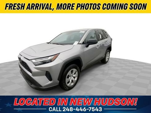 Used 2024 Toyota RAV4 LE image 6
