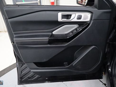 Used 2022 Ford Explorer ST w/ Equipment Group 401A image 14