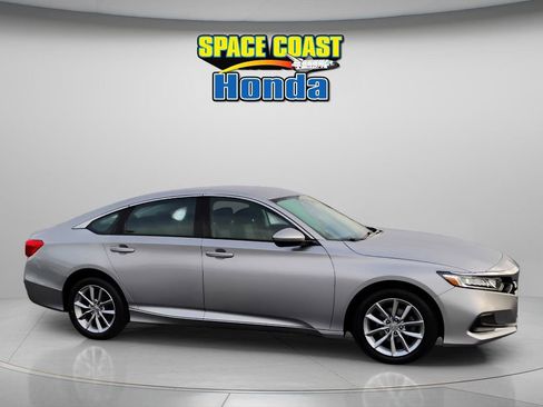 Used 2021 Honda Accord LX image 2