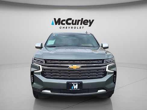 Used 2024 Chevrolet Tahoe Premier AWD/4WD image 2