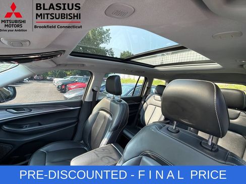 Used 2023 Jeep Grand Cherokee L Limited AWD/4WD image 33