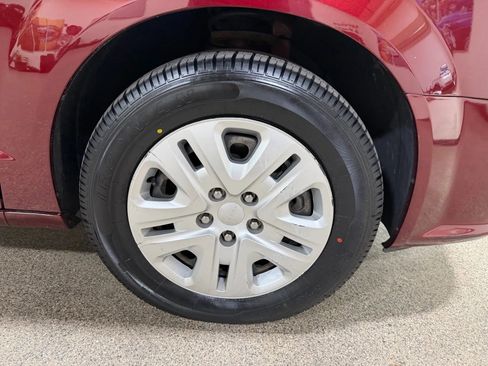 Used 2019 Dodge Grand Caravan SE image 54
