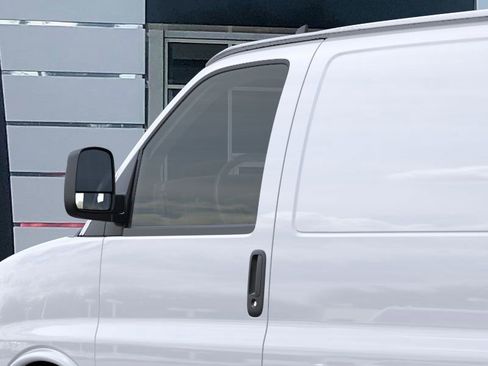New 2025 GMC Savana 2500 w/ Driver Convenience Package RWD image 36