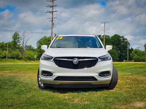 Used 2020 Buick Enclave Premium w/ Sun and Sites Package AWD/4WD image 8
