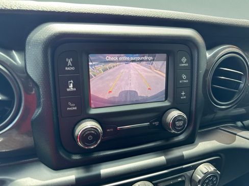 Used 2020 Jeep Wrangler Unlimited Sport AWD/4WD image 14