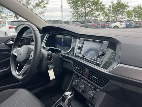 Used 2024 Volkswagen Jetta S FWD image 31