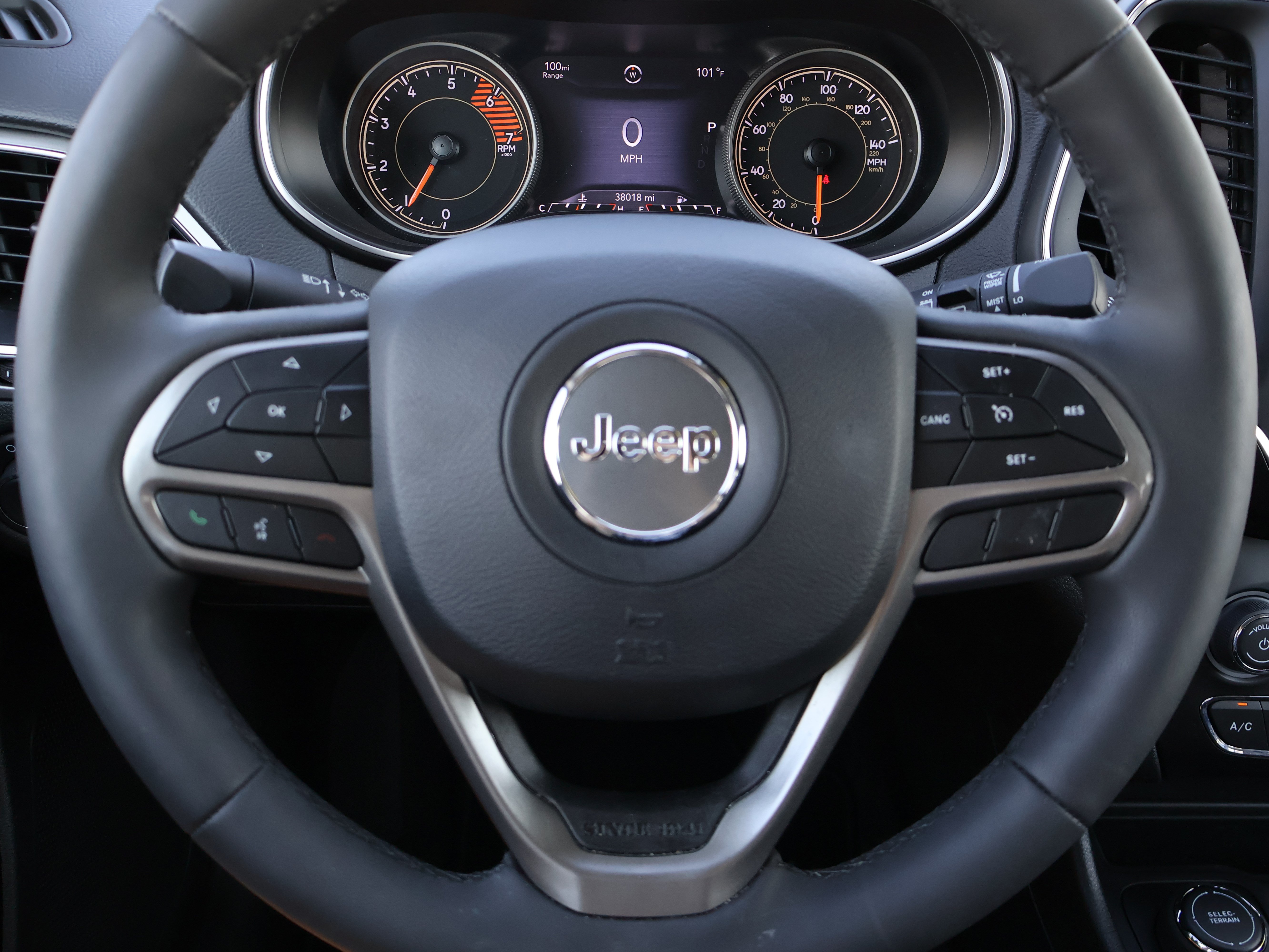 Used 2022 Jeep Cherokee Latitude Lux AWD/4WD image 24