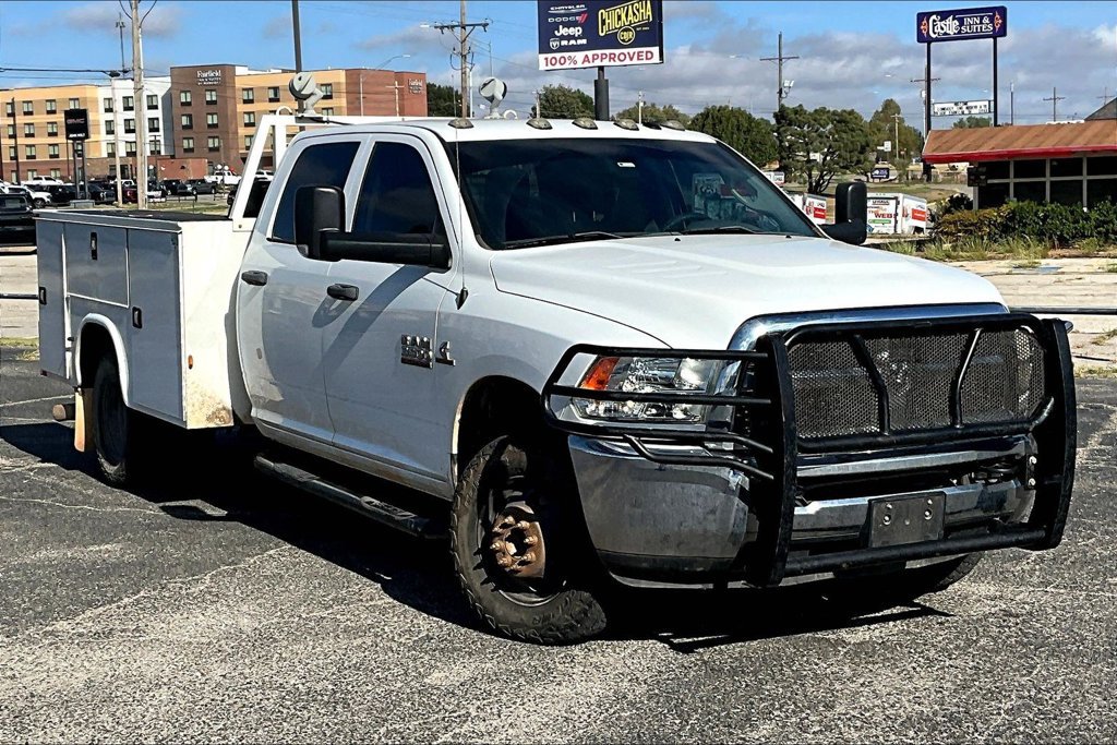 Used 2018 RAM 3500 Tradesman w/ Chrome Appearance Group AWD/4WD image 1