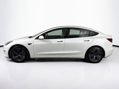 Used 2023 Tesla Model 3 Standard Range image 7